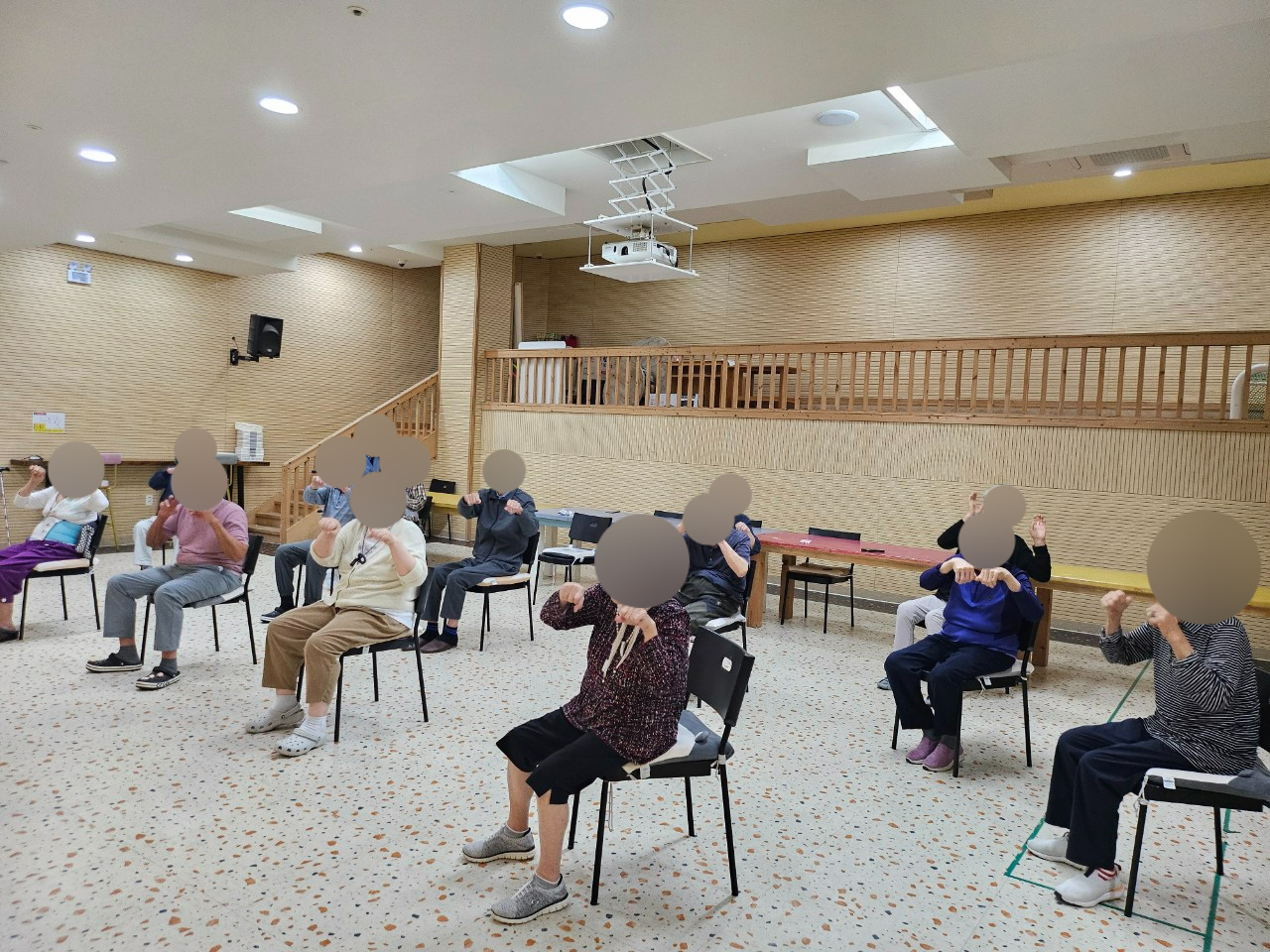더힐실버타운 Family_사진_20251010_10.jpg