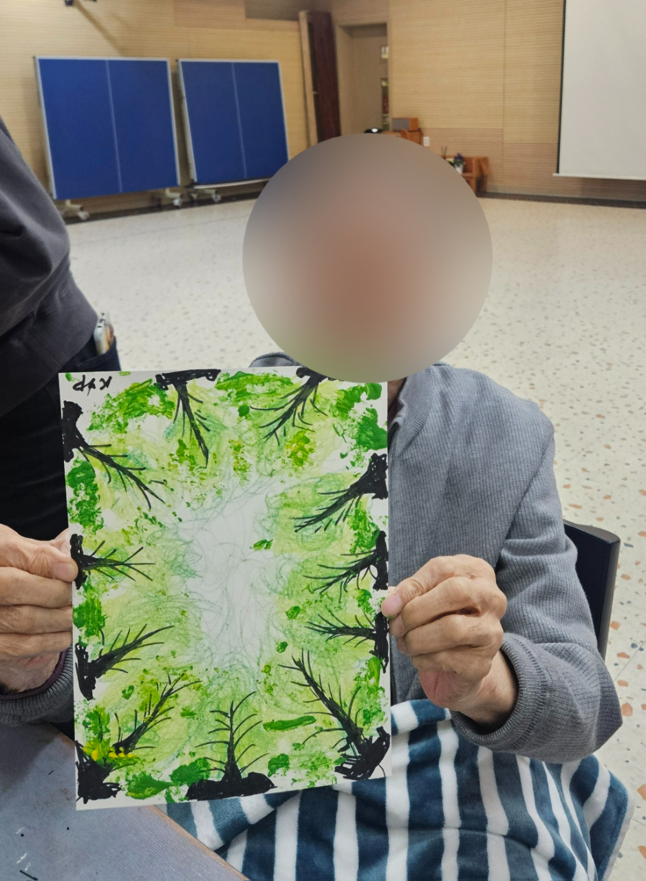 더힐실버타운 Family_사진_20260402_5.jpg