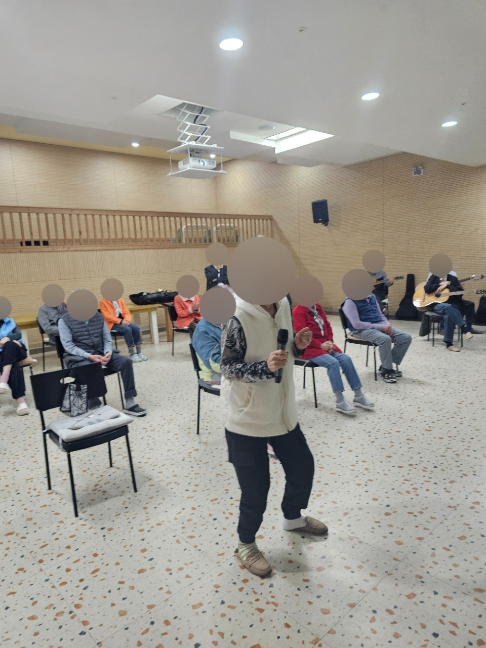 더힐실버타운 Family_사진_20260403_3.jpg