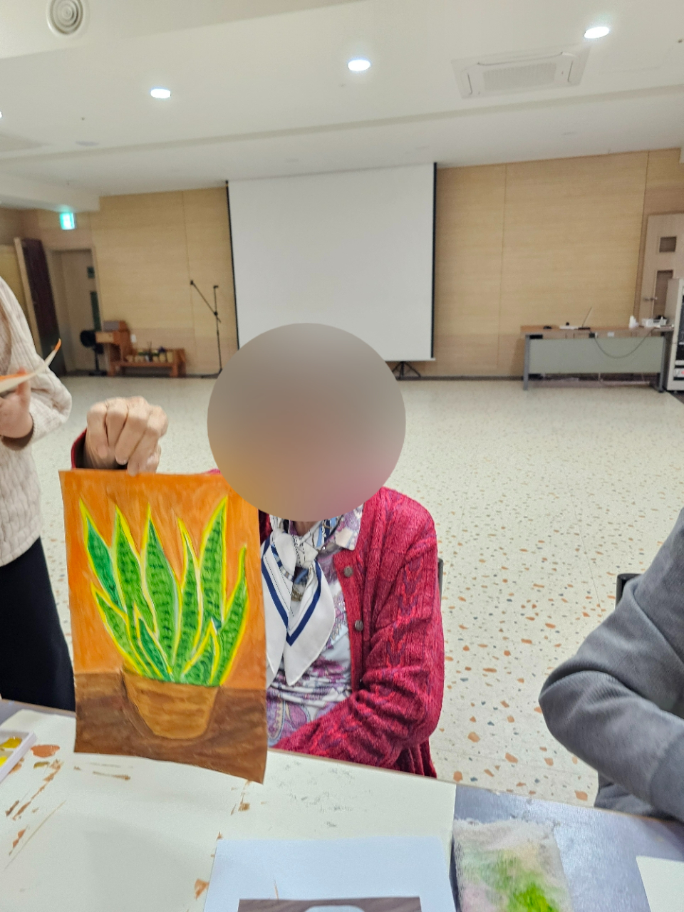 더힐실버타운 Family_사진_20260406_2.jpg