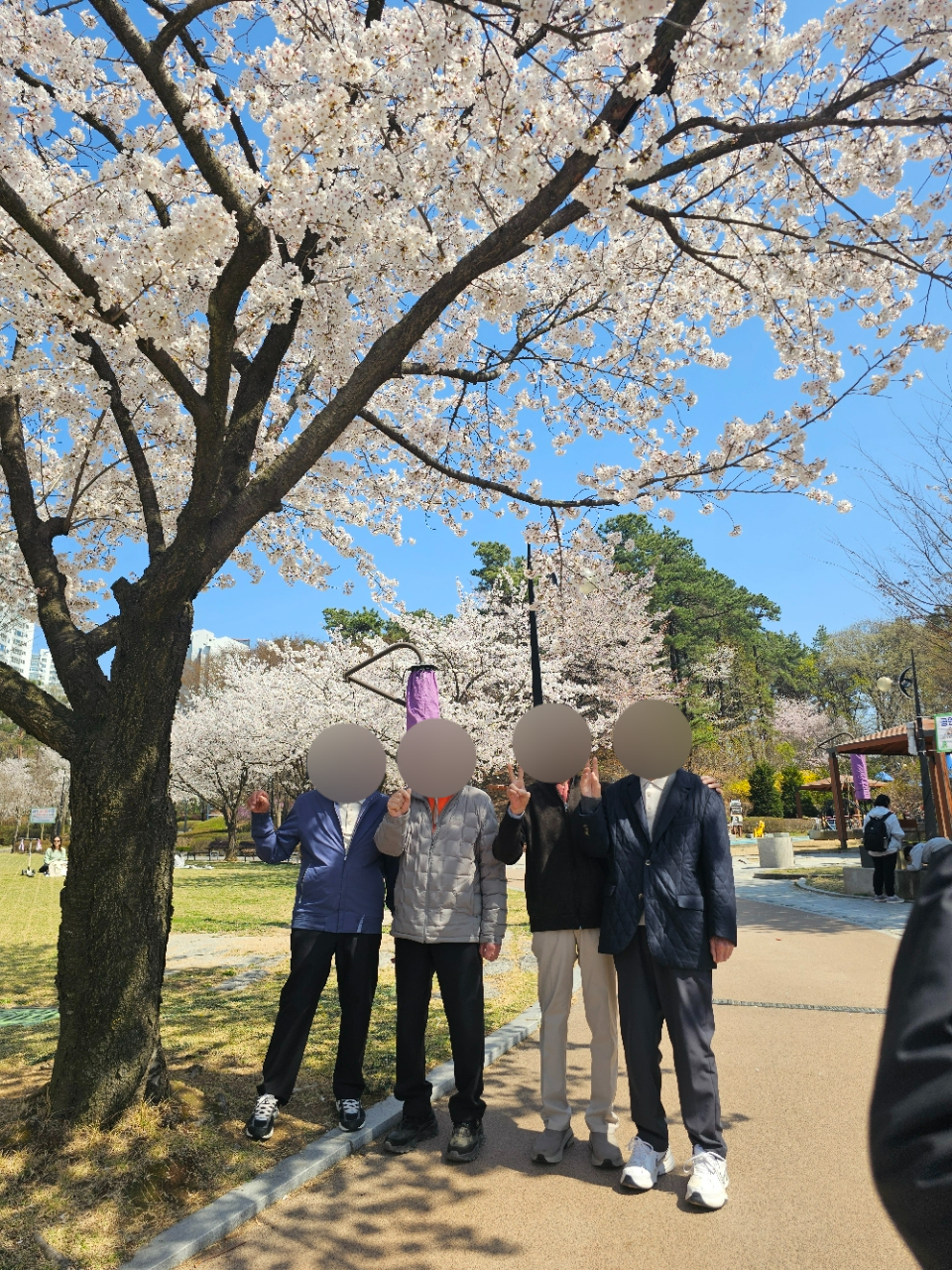더힐실버타운 Family_사진_20260408_15.jpg