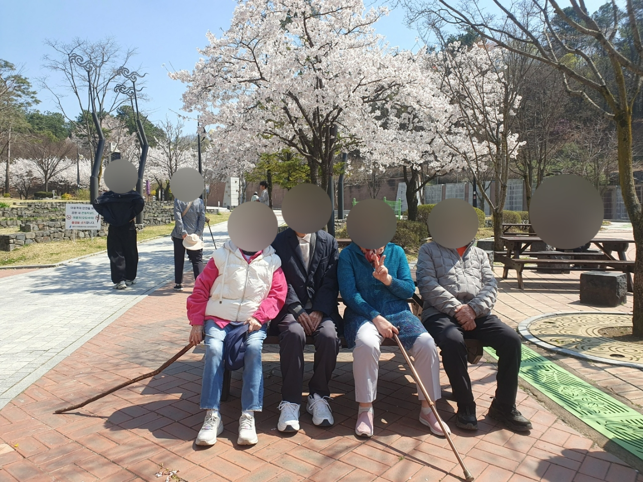 더힐실버타운 Family_사진_20260408_11.jpg
