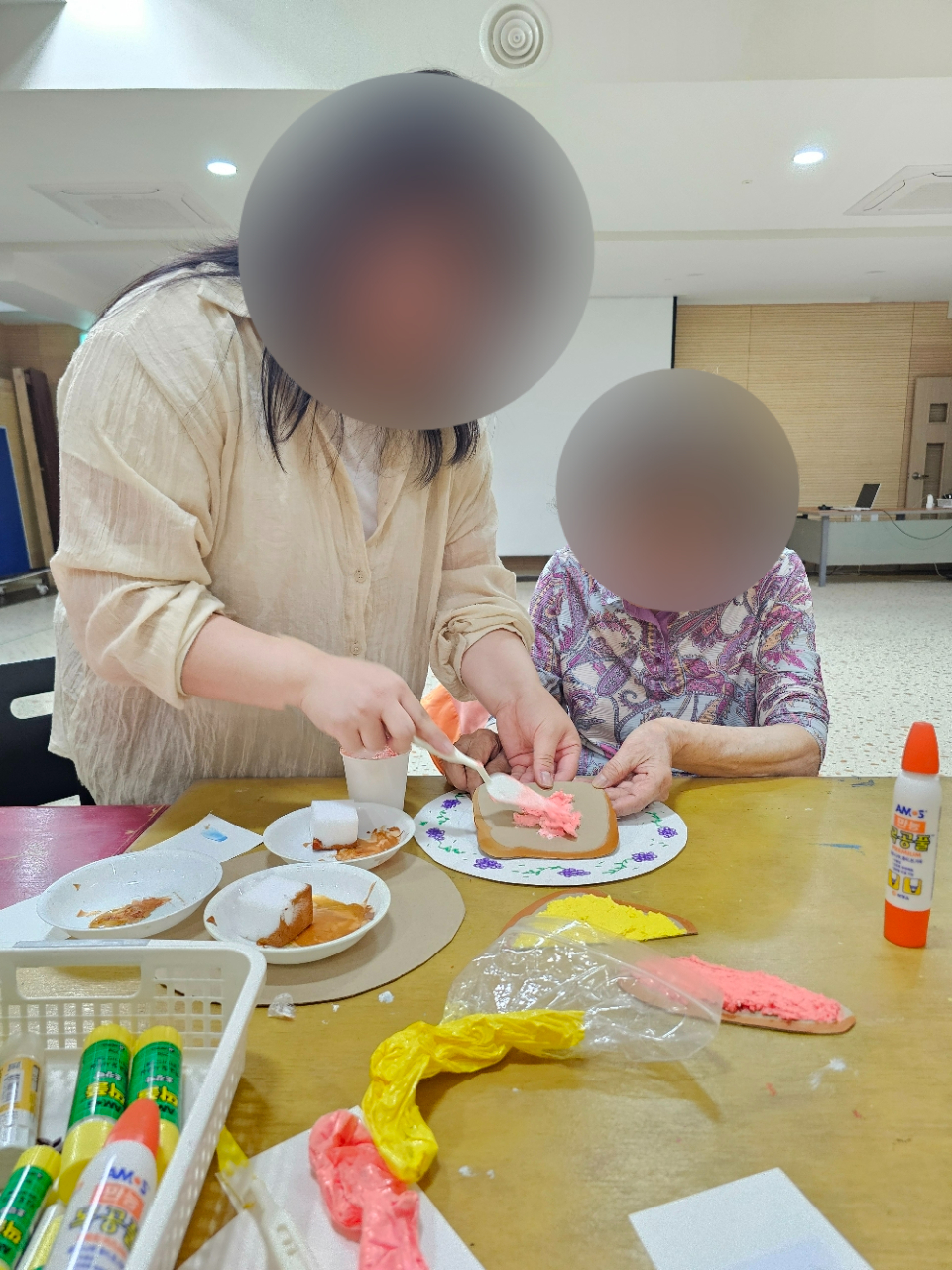더힐실버타운 Family_사진_20260416_16.jpg