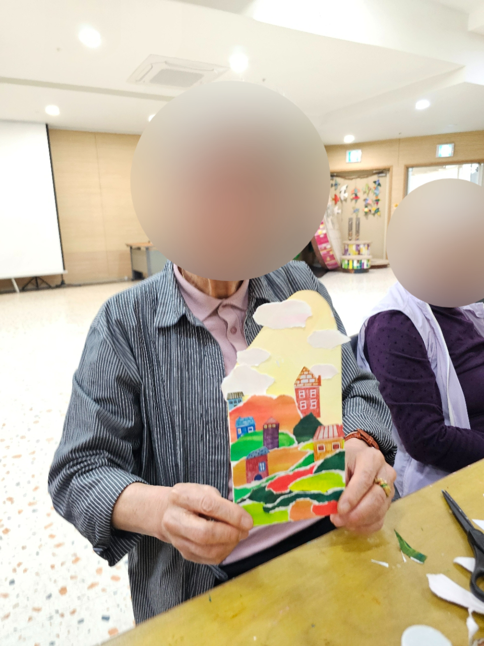 더힐실버타운 Family_사진_20260423_2.jpg