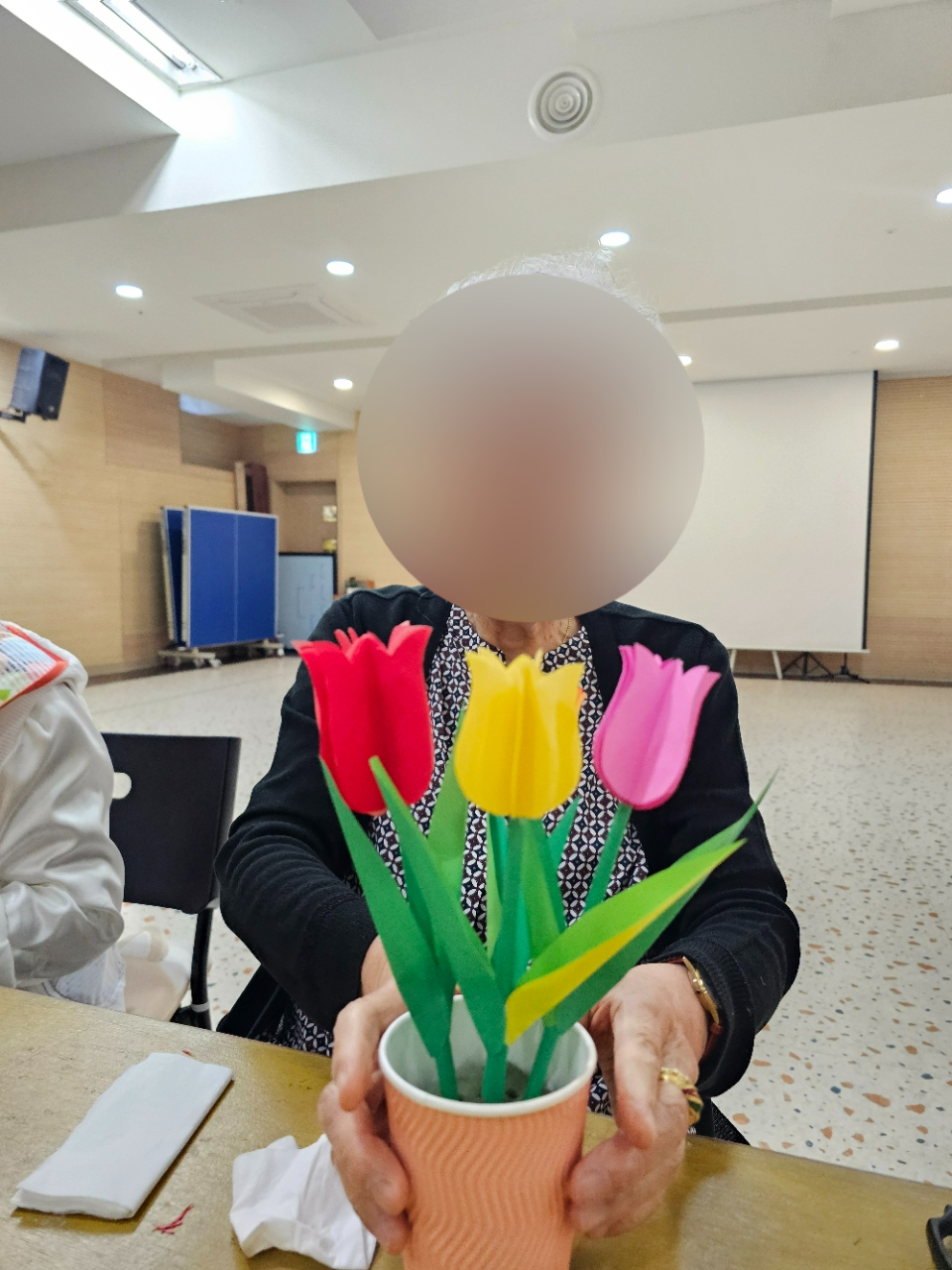 더힐실버타운 Family_사진_20260504_3.jpg