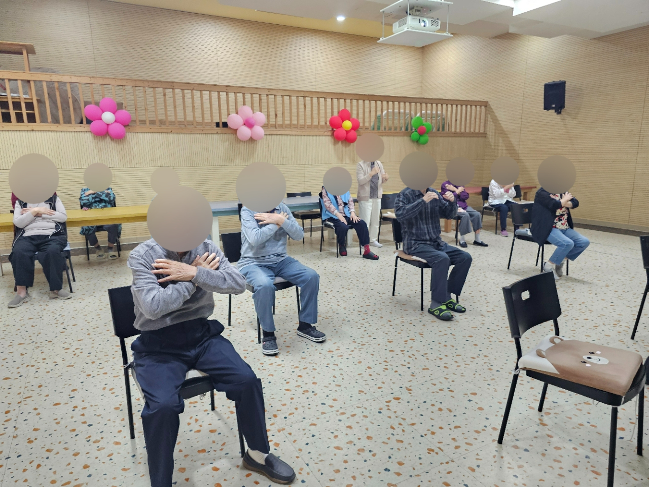 더힐실버타운 Family_사진_20260513_12.jpg