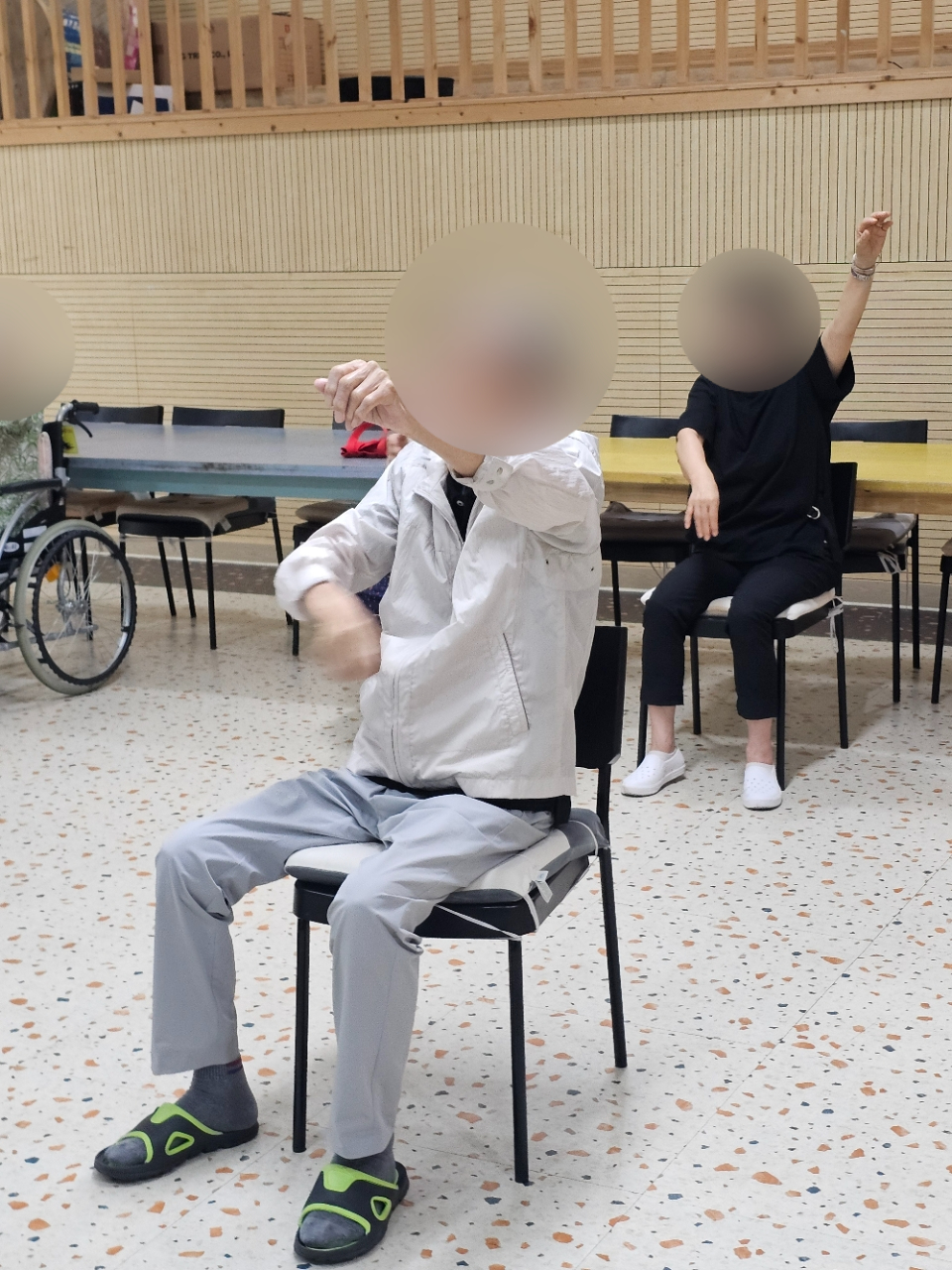 더힐실버타운 Family_사진_20260611_2.jpg